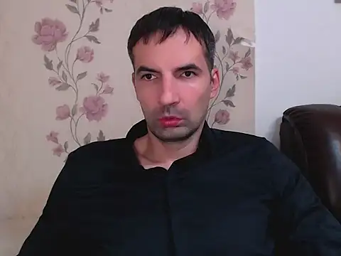 Snapshot of Leo_1617 chatting on November 2025 07:58:01 PM Leo 1617 online show from November 2025 07:58:01 PM