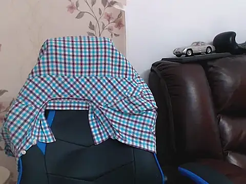 Leo 1617 online show from April 2026 12:12:02 PM