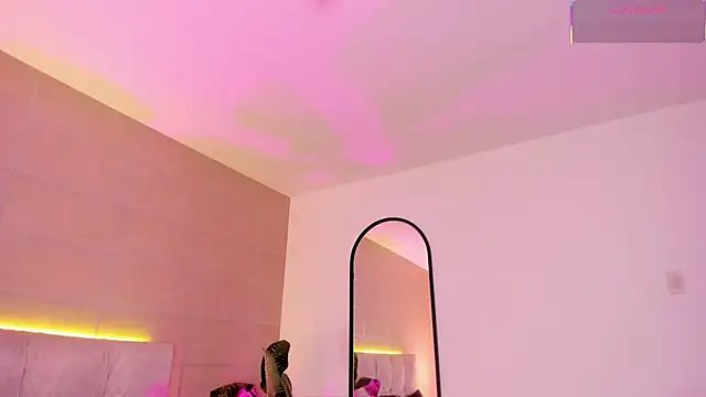 Karito-28 online show from December 2025 02:41:02 PM