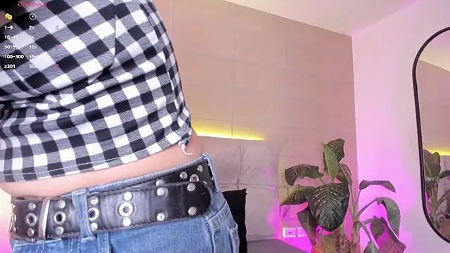 Karito-28 online show from December 2025 12:06:01 PM