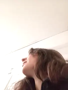 Karito-28 online show from December 2025 01:32:02 PM