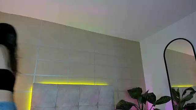 Karito-28 online show from November 2025 12:10:02 PM