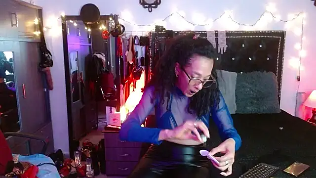 Snapshot of SamaraMartinez chatting on January 2026 11:25:01 AM SamaraMartinez online show from January 2026 11:25:01 AM