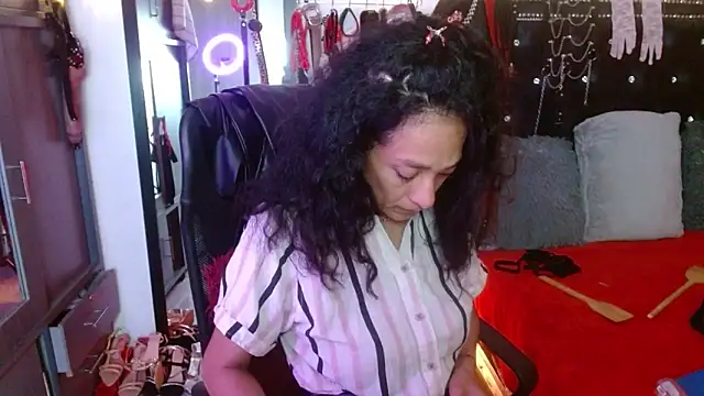 Snapshot of SamaraMartinez chatting on January 2026 10:13:01 PM SamaraMartinez online show from January 2026 10:13:01 PM