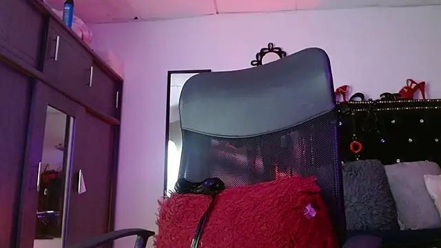 Snapshot of SamaraMartinez chatting on November 2025 11:02:02 AM SamaraMartinez online show from November 2025 11:02:02 AM