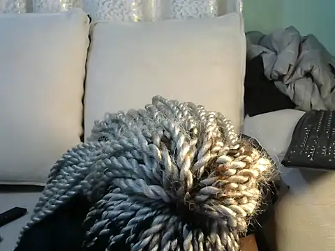 Caryyyl online show from December 2025 07:13:02 AM