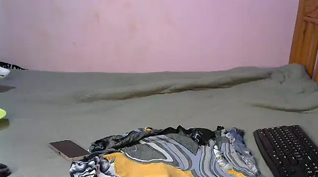 Caryyyl online show from March 2025 05:28:02 PM