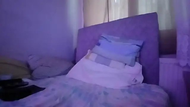 Snapshot of amylrmm1903 chatting on November 2025 10:03:02 AM amylrmm1903 online show from November 2025 10:03:02 AM