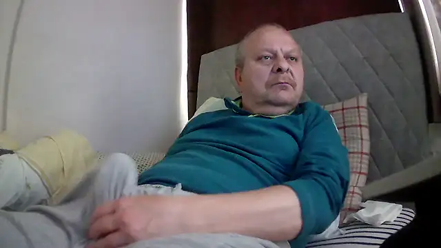 amylrmm1903 online show from May 2026 11:54:02 AM