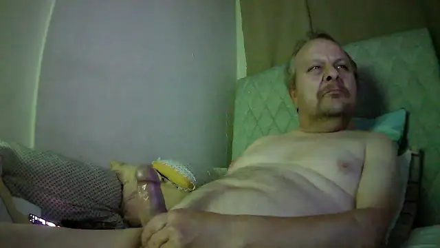 Snapshot of amylrmm1903 chatting on December 2025 11:25:02 PM amylrmm1903 online show from December 2025 11:25:02 PM