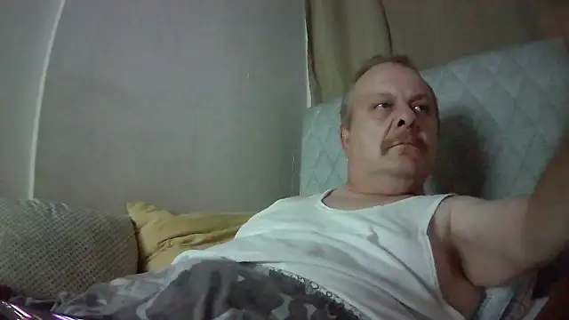 Snapshot of amylrmm1903 chatting on September 2025 09:13:02 PM amylrmm1903 online show from September 2025 09:13:02 PM