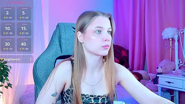 CuteMousee online show from December 2025 09:15:02 AM