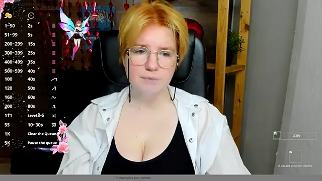 Snapshot of Java_fire chatting on October 2025 08:28:02 PM Java fire online show from October 2025 08:28:02 PM