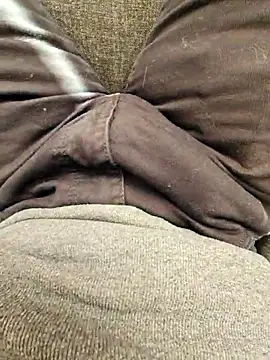 Moonbadboyss online show from October 2025 04:46:01 AM