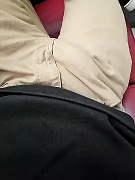 Moonbadboyss online show from September 2025 07:15:02 AM