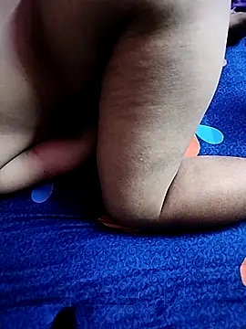 Priya-bhabi012 online show from October 2025 05:58:02 PM