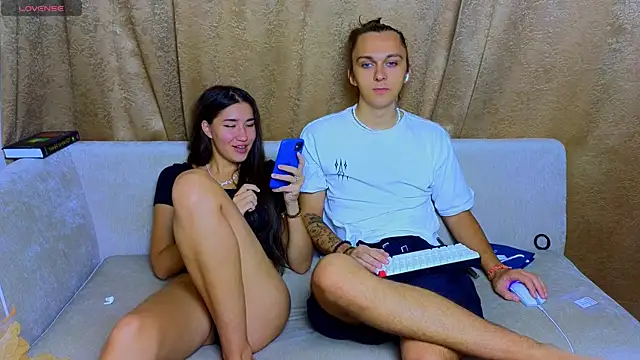 Snapshot of do_u_know_them chatting on January 2025 09:47:02 AM do u know them online show from January 2025 09:47:02 AM