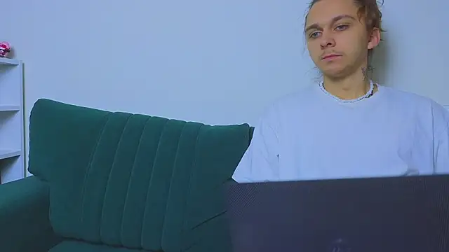 do u know them online show from April 2026 10:00:02 AM