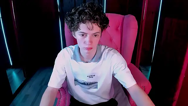 LukeSweet online show from March 2026 02:11:03 PM