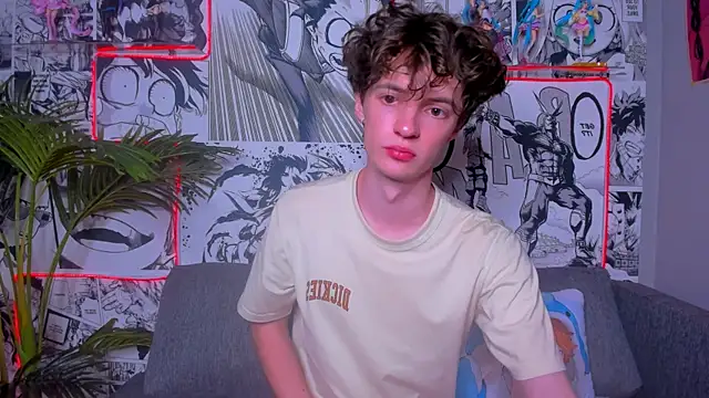 Snapshot of LukeSweet chatting on July 2026 01:25:02 PM LukeSweet online show from July 2026 01:25:02 PM