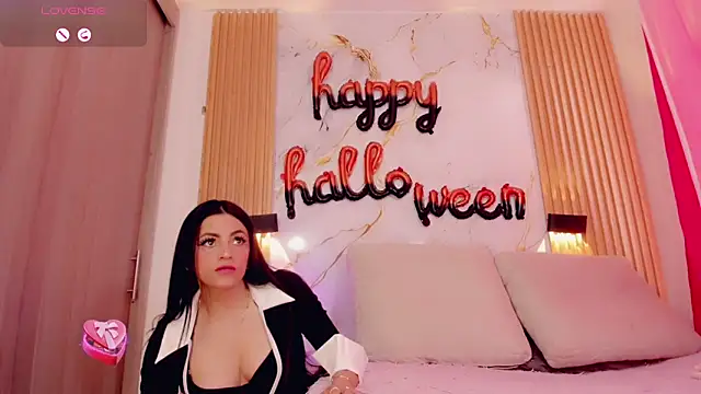 BrendaSquirtx online show from October 2025 03:13:02 PM
