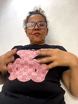 Snapshot of Nadia-melej chatting on November 2025 05:35:02 PM Nadia-melej online show from November 2025 05:35:02 PM