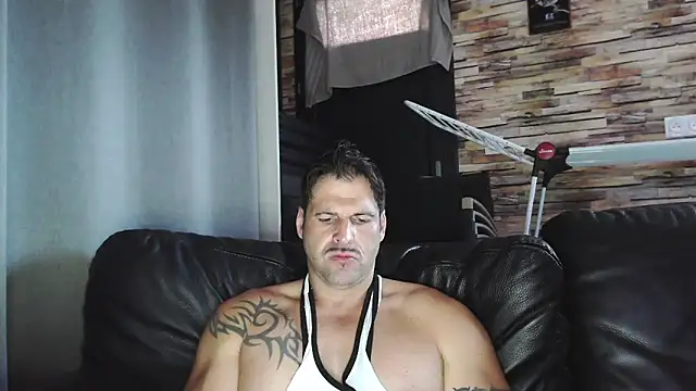 Snapshot of XxBigboybandxX chatting on October 2025 12:50:02 PM XxBigboybandxX online show from October 2025 12:50:02 PM