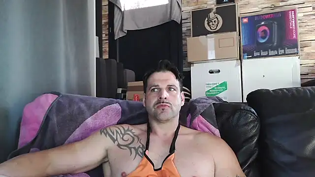 XxBigboybandxX online show from March 2026 04:53:01 PM