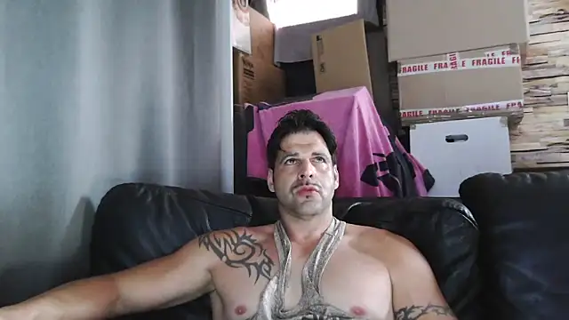 XxBigboybandxX online show from May 2026 03:51:01 PM