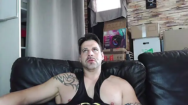 XxBigboybandxX online show from February 2026 03:34:02 PM