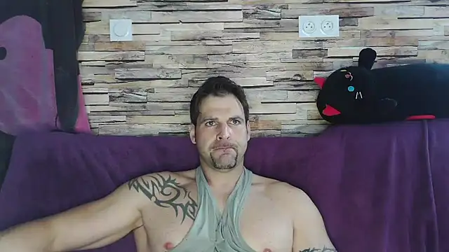 XxBigboybandxX online show from February 2025 02:06:02 PM