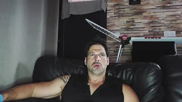 XxBigboybandxX online show from September 2025 04:25:02 PM