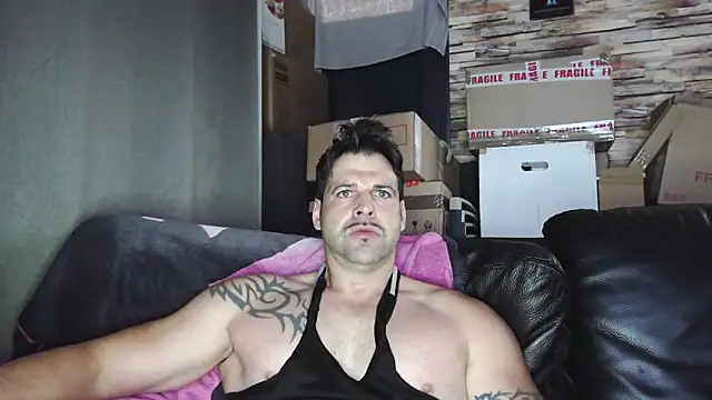 XxBigboybandxX online show from April 2026 07:38:02 AM