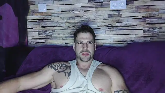 XxBigboybandxX online show from March 2025 07:36:02 PM