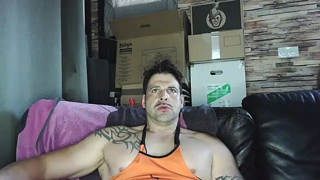 XxBigboybandxX online show from April 2026 07:43:02 AM