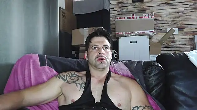 XxBigboybandxX online show from April 2026 11:37:02 AM