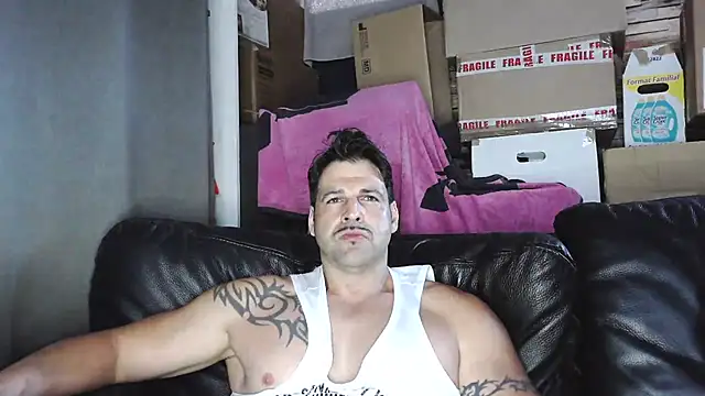 XxBigboybandxX online show from May 2026 05:44:01 AM