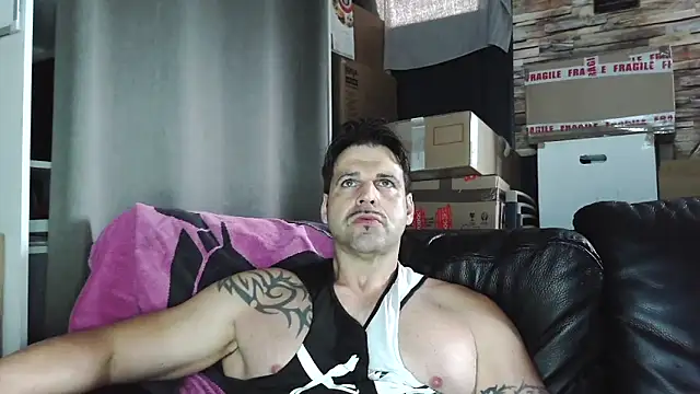 XxBigboybandxX online show from April 2026 10:07:02 AM