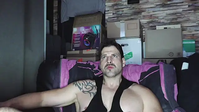 XxBigboybandxX online show from February 2026 07:46:02 PM