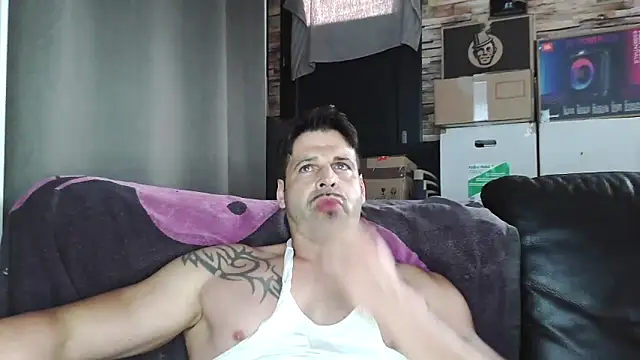 XxBigboybandxX online show from April 2026 05:41:02 PM