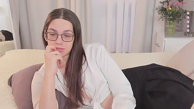 Alfreda Mills online show from December 2025 10:36:02 AM