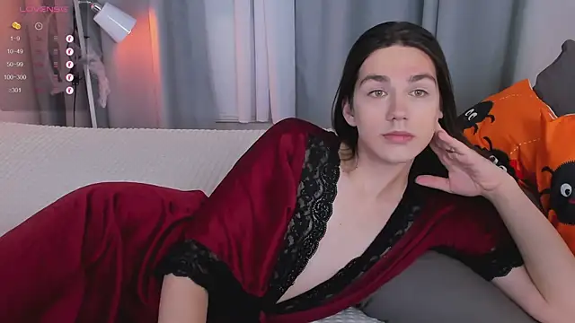 Alfreda Mills online show from October 2025 10:59:01 AM