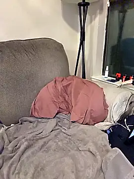 Icebearsticlese online show from March 2026 02:43:02 AM