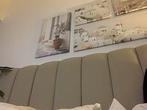 Snapshot of Jacquelinne_ chatting on December 2024 09:51:01 PM Jacquelinne online show from December 2024 09:51:01 PM