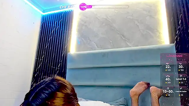 Snapshot of MelodiLovee_ chatting on November 2025 07:14:01 PM MelodiLovee online show from November 2025 07:14:01 PM