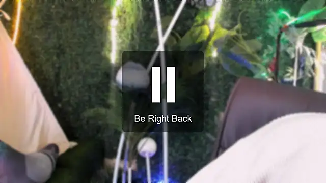 Snapshot of TinaDavil chatting on February 2025 05:10:02 PM TinaDavil online show from February 2025 05:10:02 PM