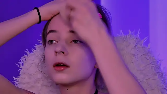 TinaDavil online show from April 2026 01:15:02 PM