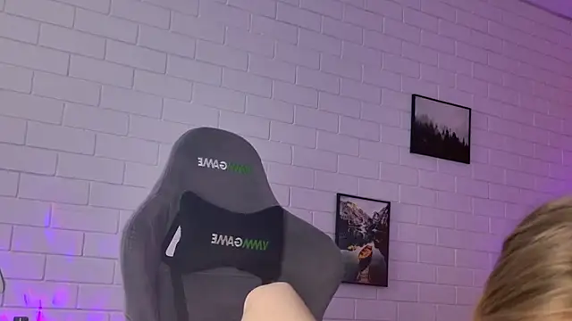 TinaDavil online show from February 2026 09:17:02 AM