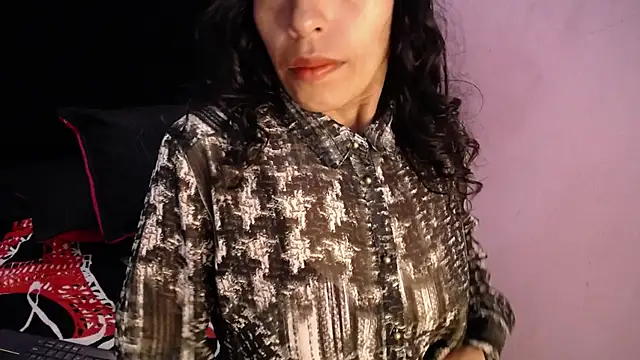 Snapshot of karolinee_66_ chatting on November 2025 04:38:02 AM karolinee 66 online show from November 2025 04:38:02 AM