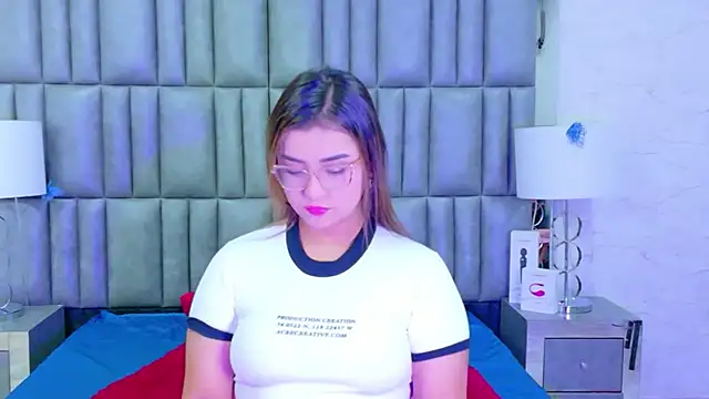 ZoehRoux online show from November 2025 04:05:01 AM